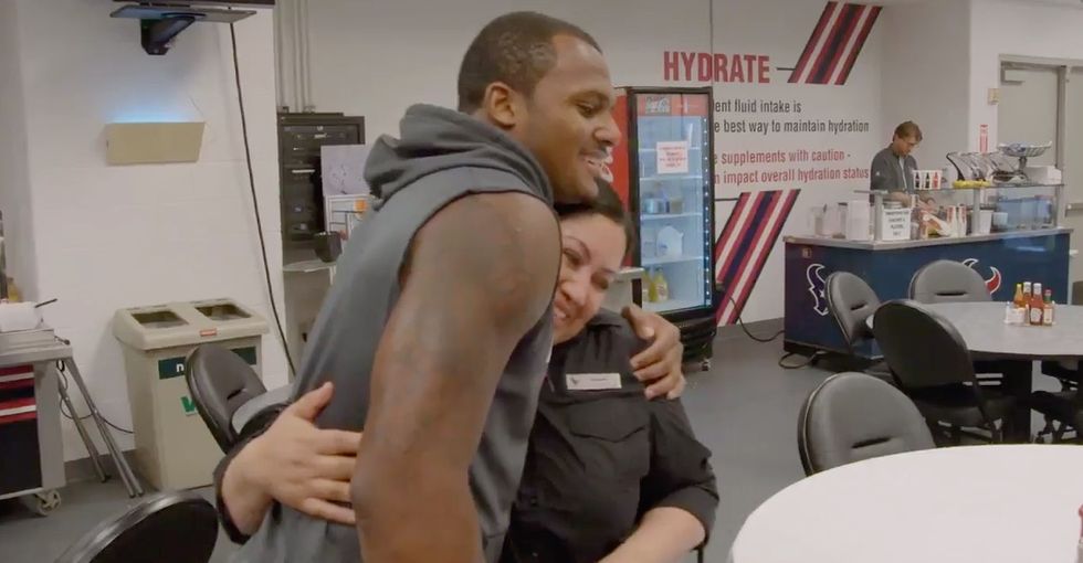Watch this awesome video of an NFL quarterback paying it forward to Harvey victims.