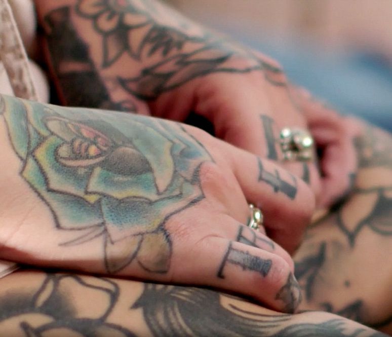 How One Woman S Tattoo Journey Allowed Her To Overcome Bullying And Beauty Standards Upworthy How One Woman S Tattoo Journey Allowed Her To Overcome Bullying And Beauty Standards Upworthy