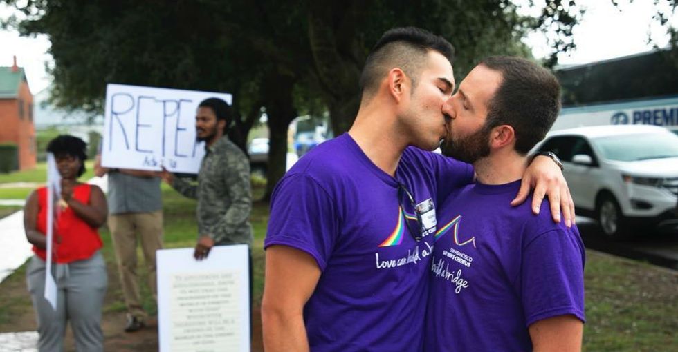31 Days of Happiness Countdown: A gay chorus tours the South. (Day 18)