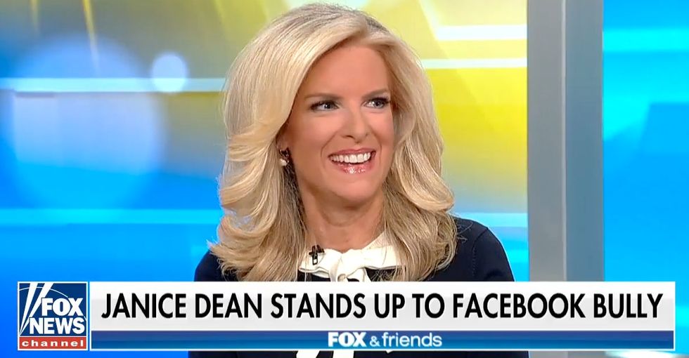 A troll called this Fox News host's legs 'distracting.' Here's her mic-drop response.