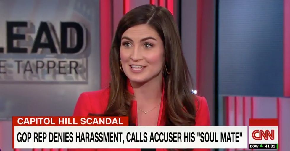 A CNN reporter has a painfully obvious, must-watch lesson for men in the workplace.