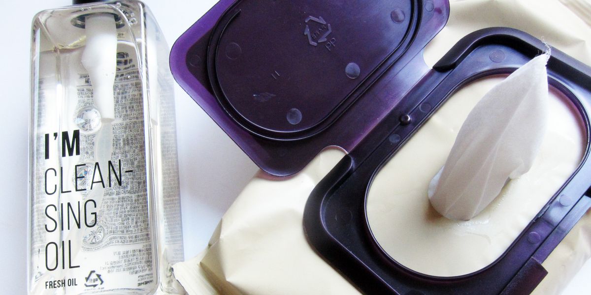 Why Makeup Wipes Aren't The Best Method To Cleanse Your Face