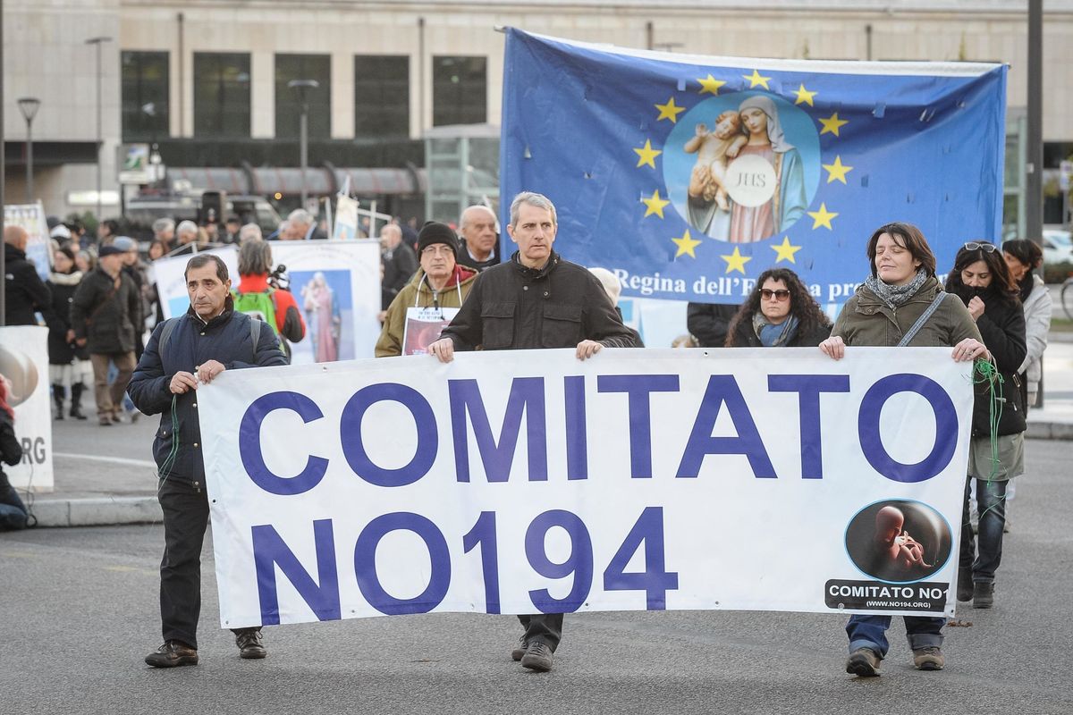 Marcia per la vita: «L'epoca buia sono questi 41 anni dall'approvazione della legge 194»