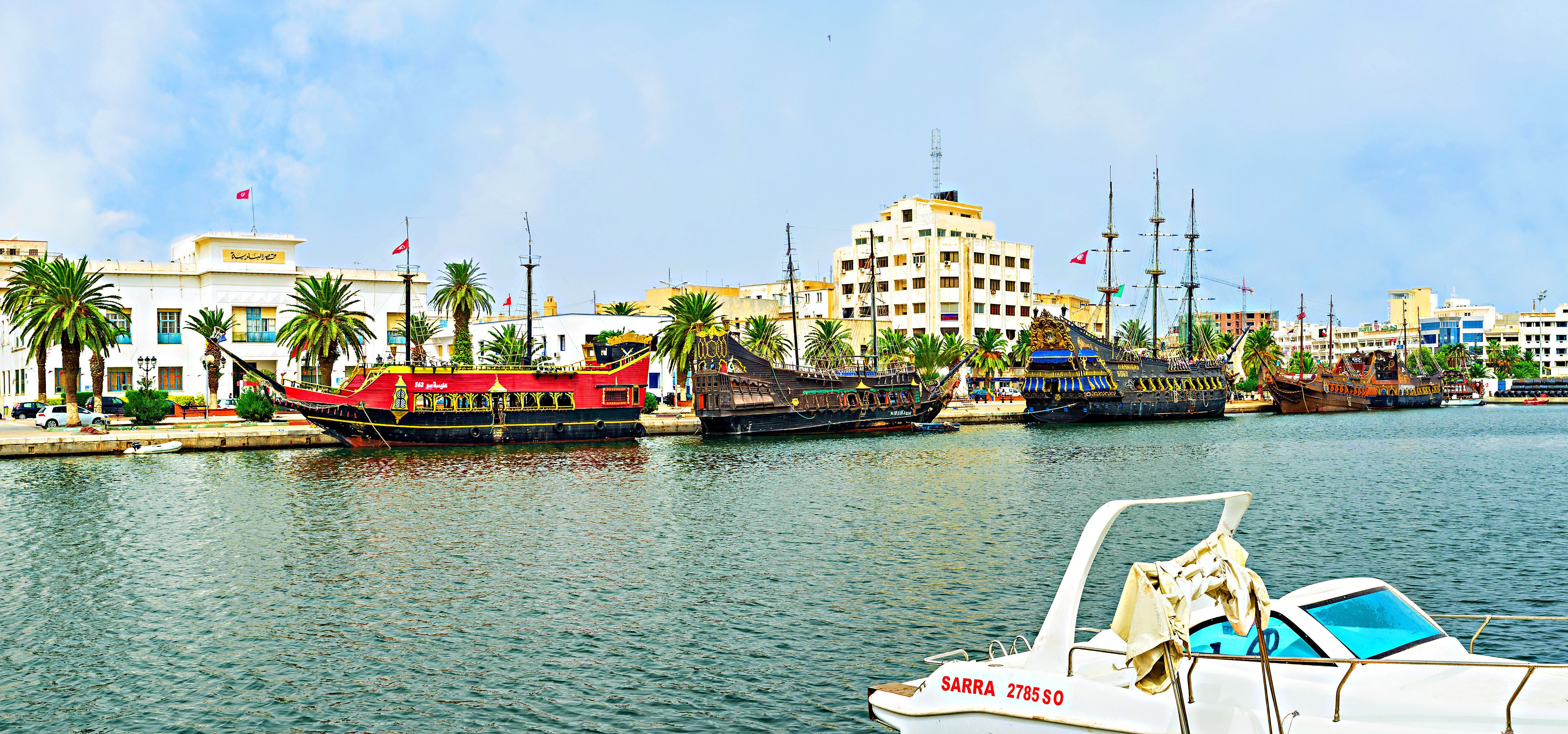 La legge del mare era un ostacolo e le Ong l’hanno circumnavigata