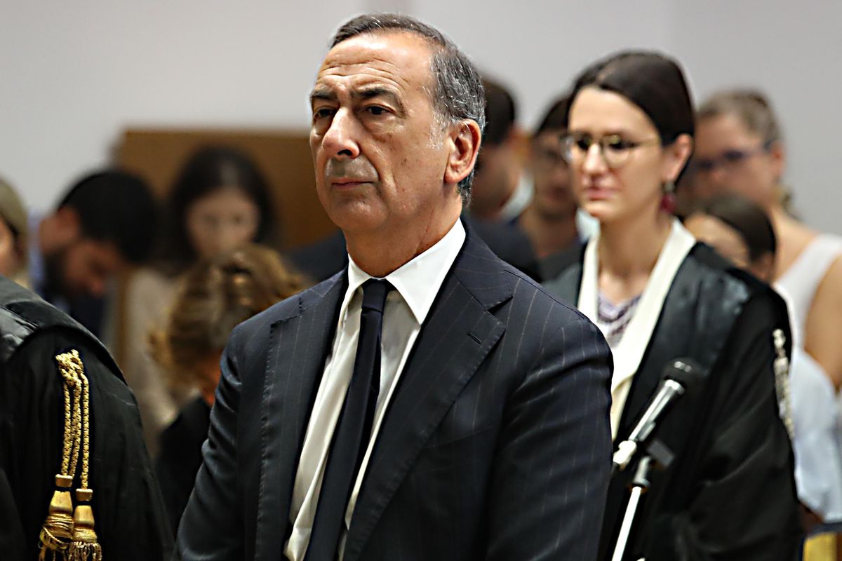 Sala condannato a sei mesi. Ma non lascia