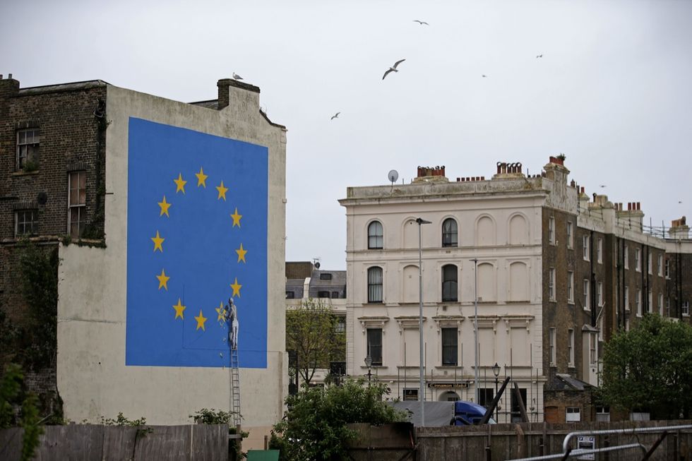 Banksy Racconta La Brexit Con Un Murale A Dover Panorama
