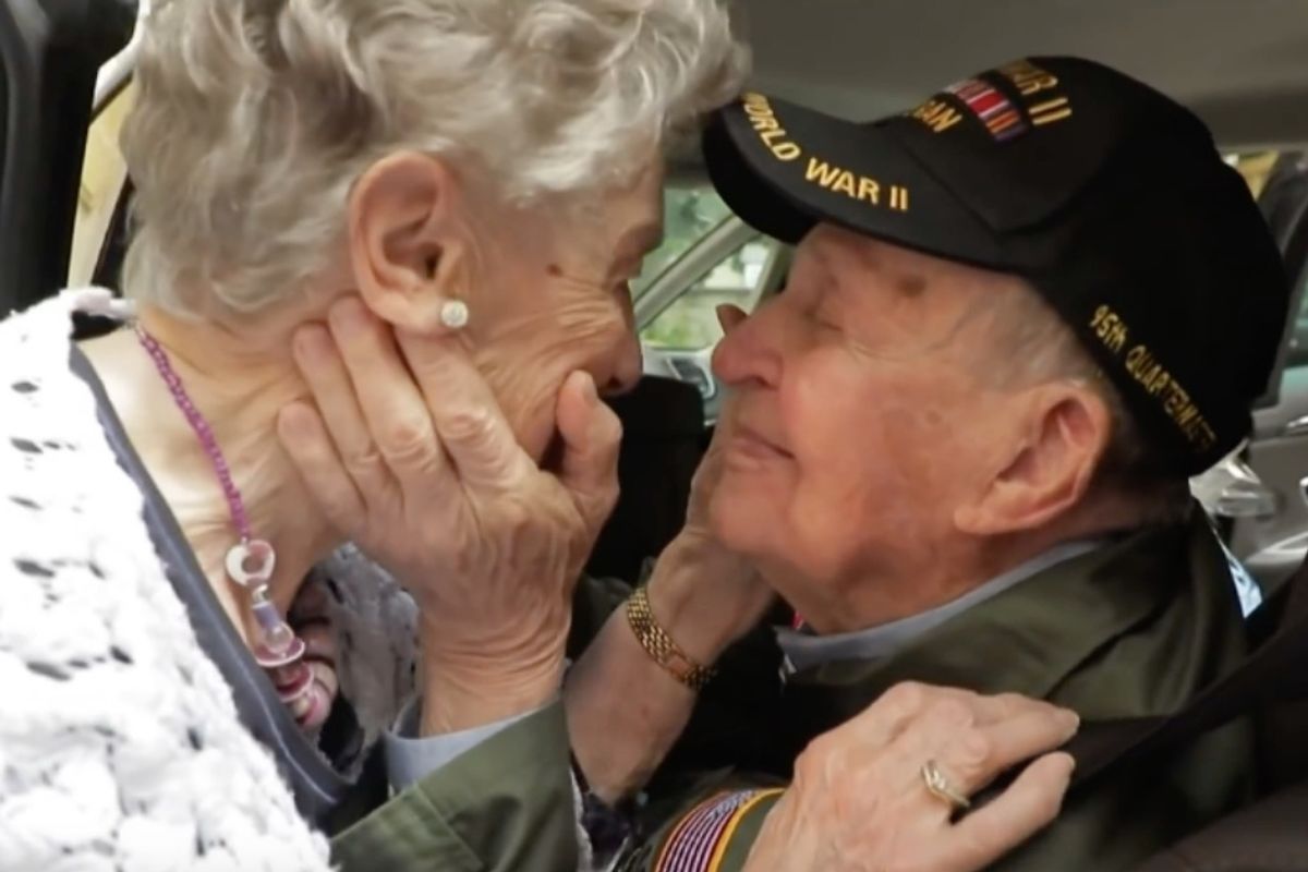 French woman reunites with the American boyfriend she hasn't seen in the 75 years since they fell in love during WWII.