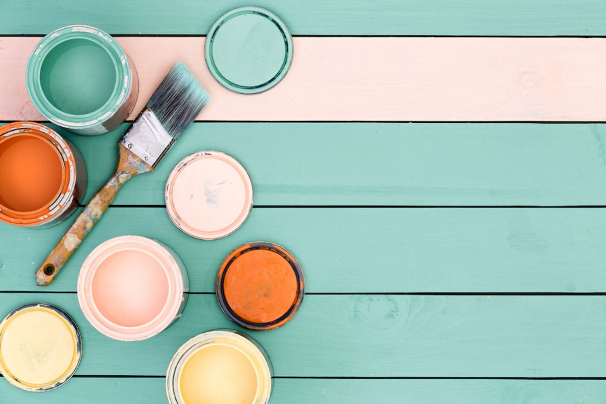 Painting devices and apps that help find the perfect color match
