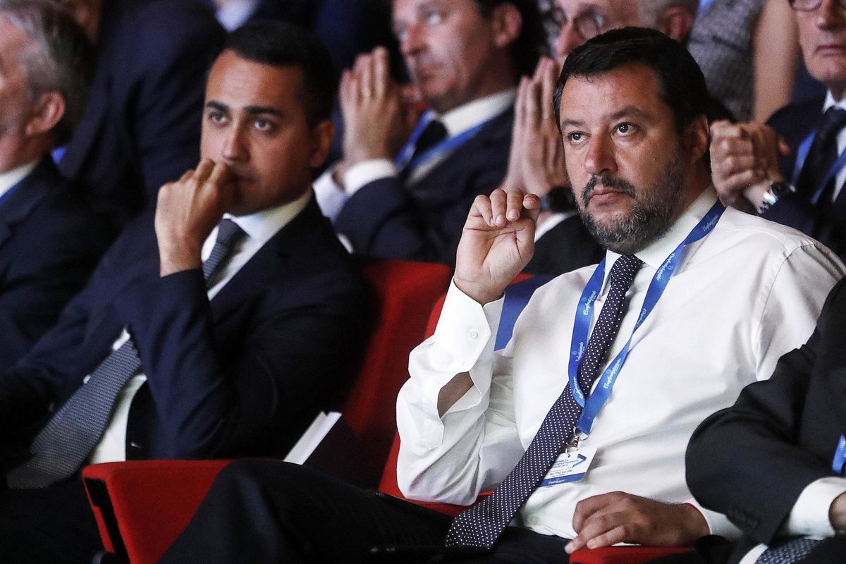 L’eterno braccio di ferro
 tra Salvini  e Di Maio si sposta nelle fabbriche