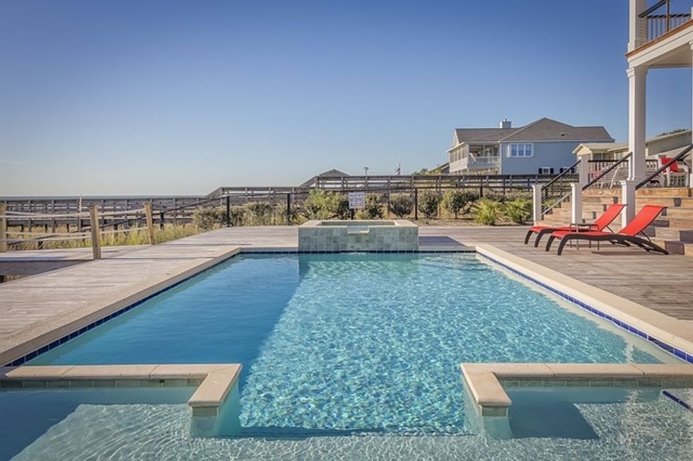 How To Choose A Swimming Pool Cleaner