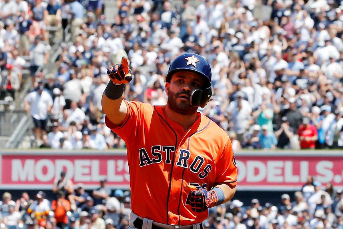 Ken Hoffman calls a strike on Fox Sports' coverage of the Astros