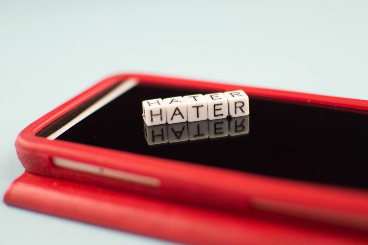 Ken Hoffman calls out disgraced celebrity who blocked him on Twitter