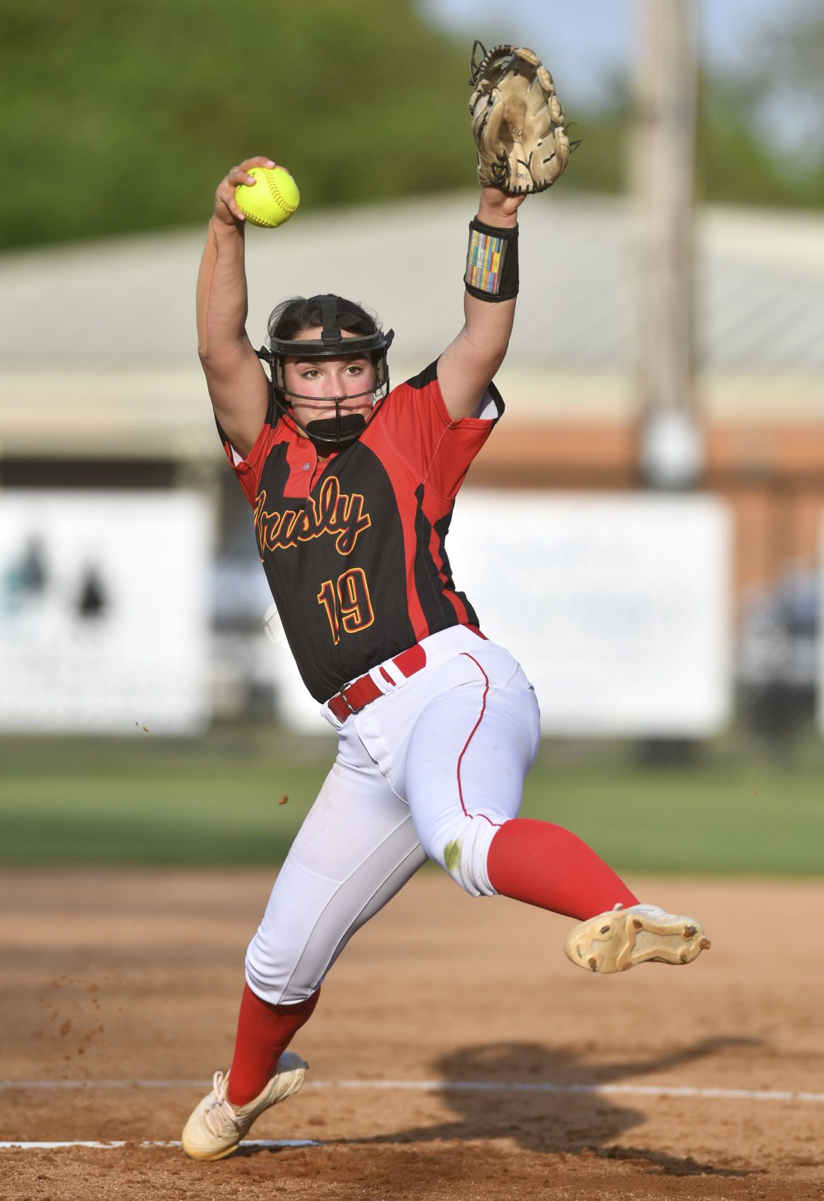 Brusly's Mary-Cathryn Comeaux wins La. Farm Bureau/Miss Softball award