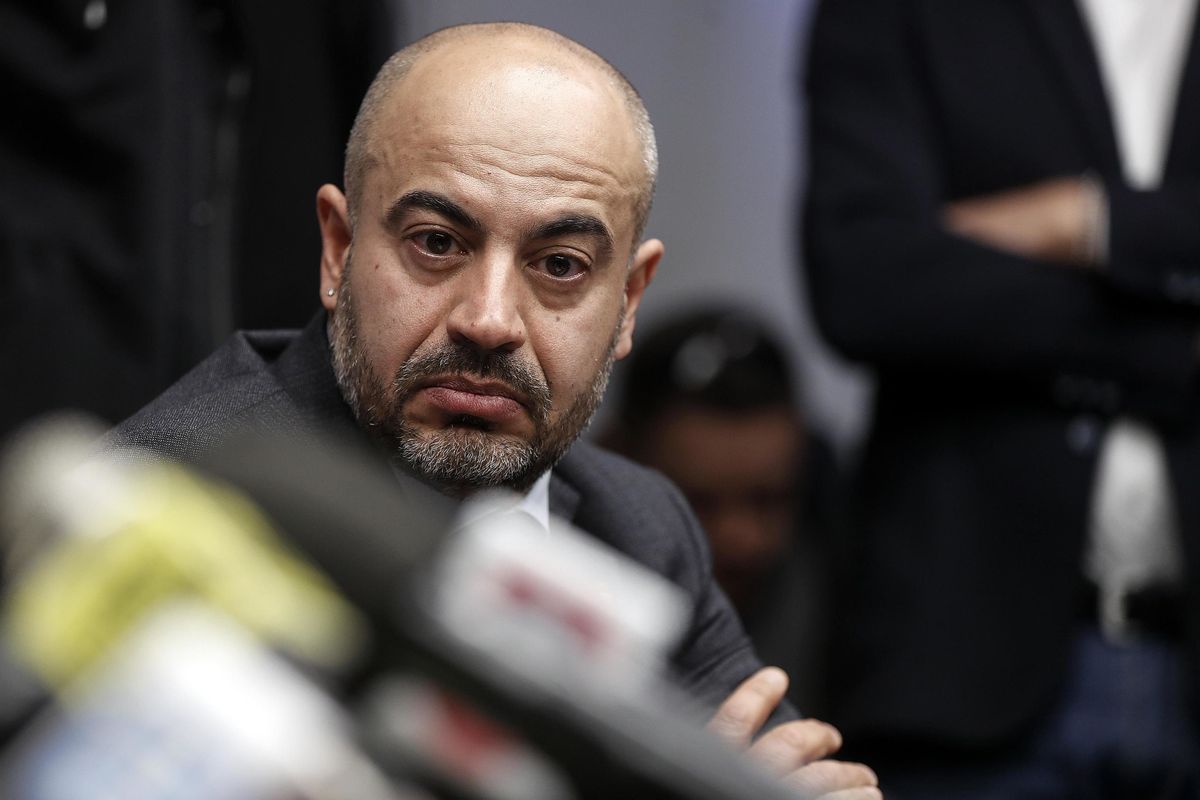 «Forza Facebook, ci farà uscire dall’euro»