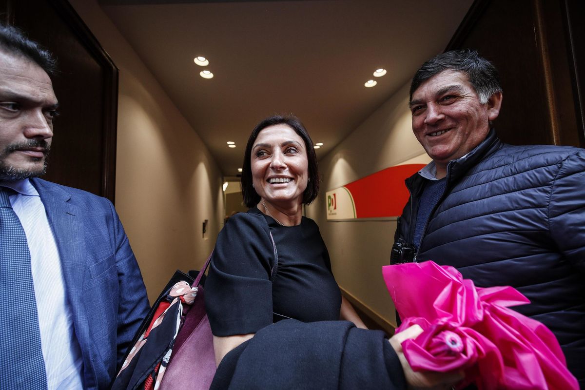 L’ultima del Pd: «Privacy per la Capitana»