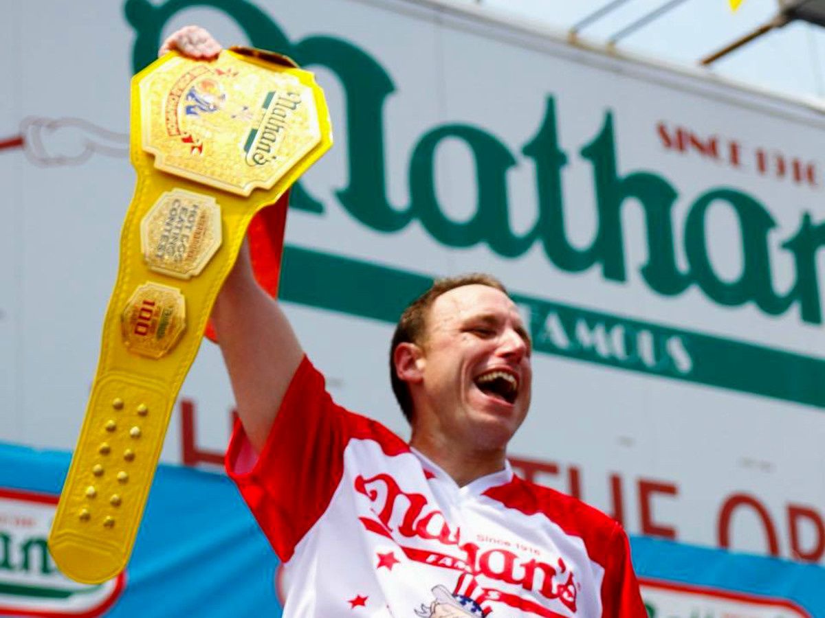 Ken Hoffman steps down as judge at Nathan's Hot Dog Eating Contest