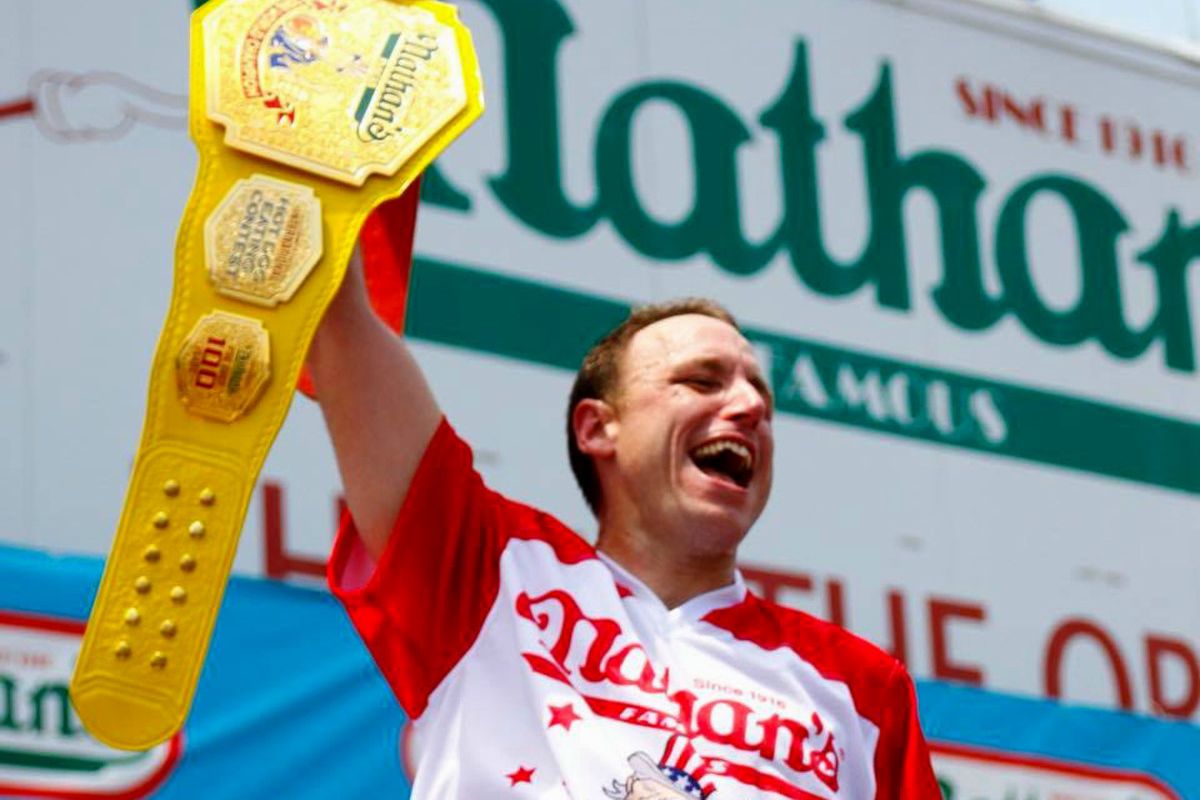 Ken Hoffman steps down as judge at Nathan's Hot Dog Eating Contest