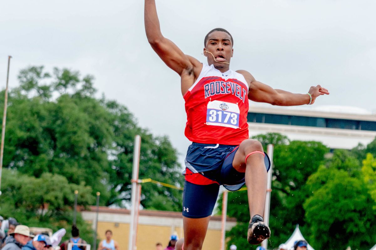 San Antonio Area Athletes Shine In 2018-2019; End Year With Poll Wins