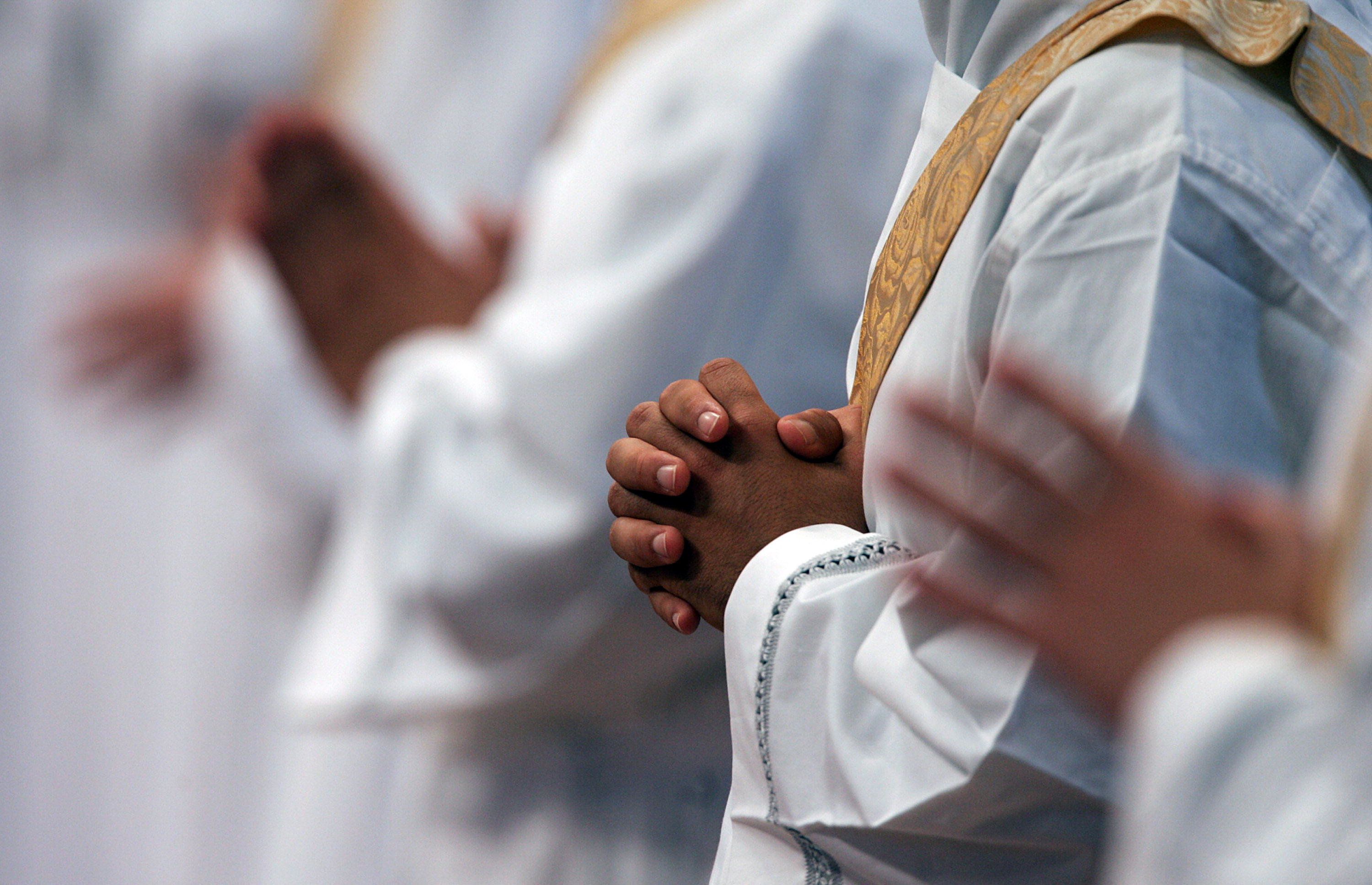 Noi, sacerdoti di trincea dissentiamo dalla linea Cei