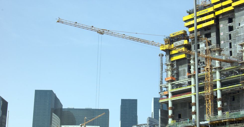 Arrests Don’t Stop Journalists From Exploring Qatari Labor Abuses