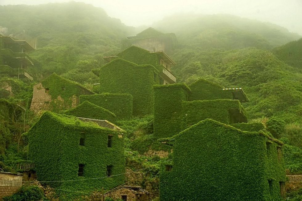 Watch as Nature Slowly Reclaims an Abandoned Chinese Village