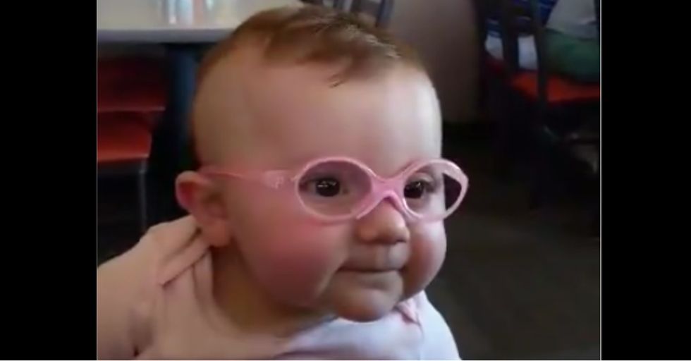 This Is What Happens When A Baby Sees The World Clearly For The First Time