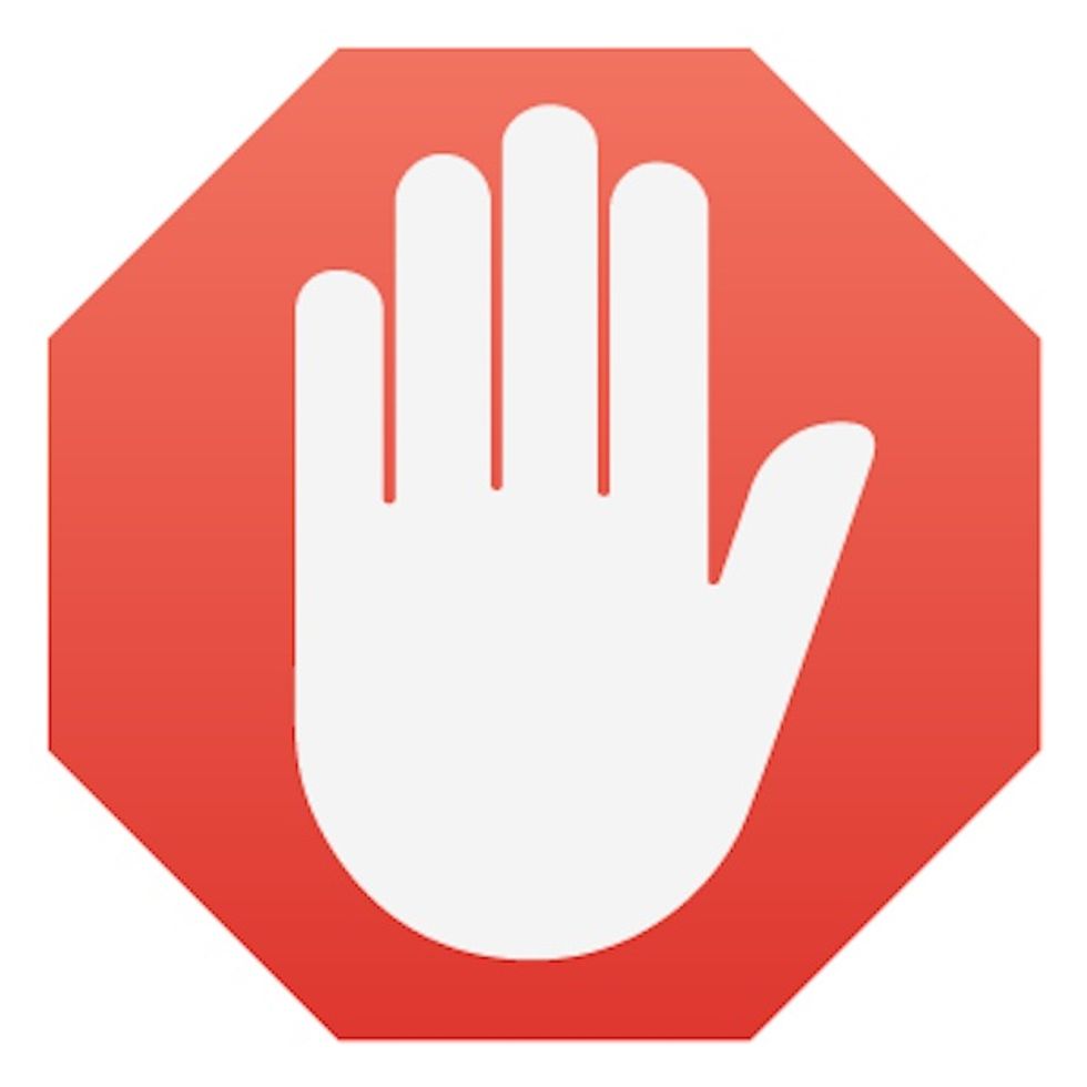 Blocking Online Ads Isn’t Just Good for You—It’s Good for the Planet
