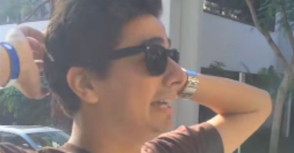 See the Moment When a Colorblind Man Sees Purple For the First Time in His Life