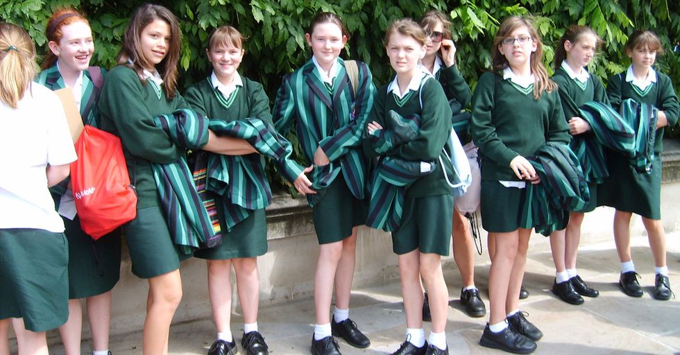 British Report Discovers “Glass Floor” For Children From Rich Families