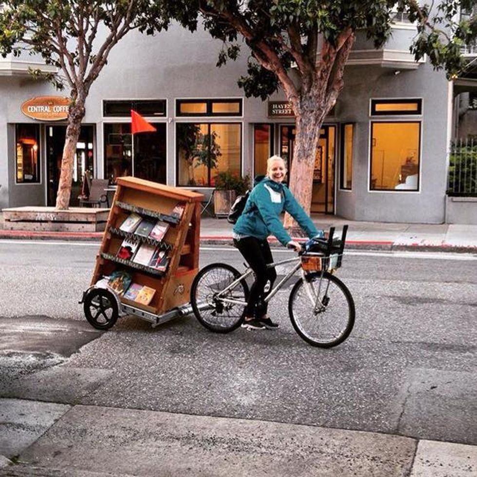 Librarians on Bikes Are Delivering Books and WiFi to Kids in “Book Deserts”