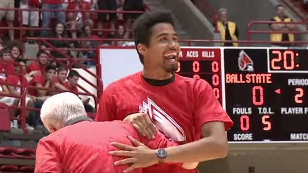 Freshman Wins Unlikely ‘Basketball Scholarship’ With Halfcourt Shot