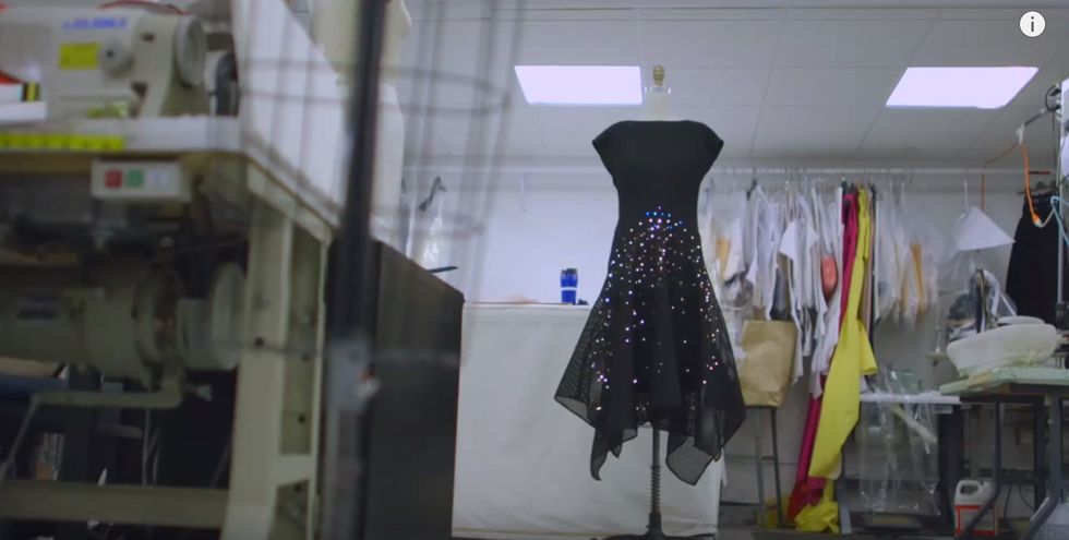 This High Tech Dress Dazzled New York Fashion Week Thanks to a Team of Teen Girl Coders