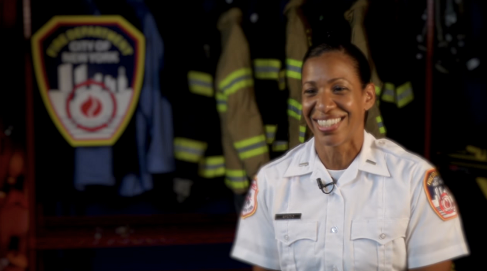 New York Firefighters to LGBT Teens: ‘It Gets Better’