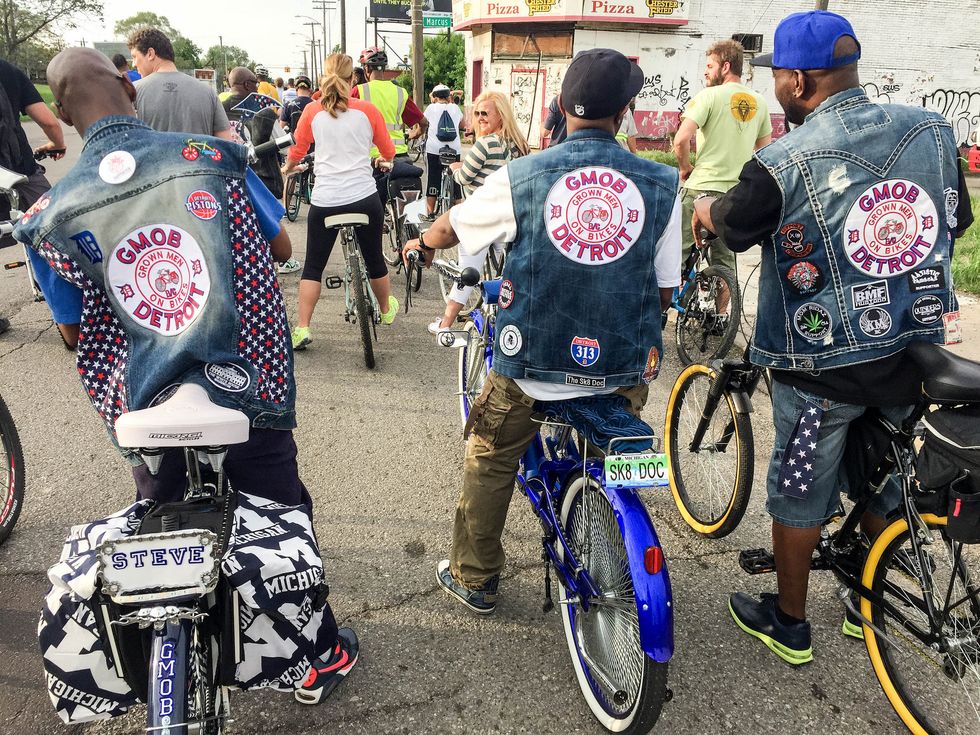 What Happens When Detroit Puts Down Over 150 Miles of New Bike Lanes? Cycling Skyrockets