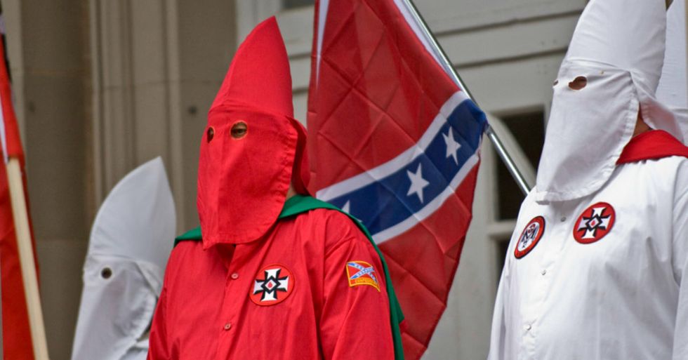 Hacktivist Collective Anonymous Begins Leaking Identities of Alleged KKK Members, Including Major U.S. Politicians (UPDATE)