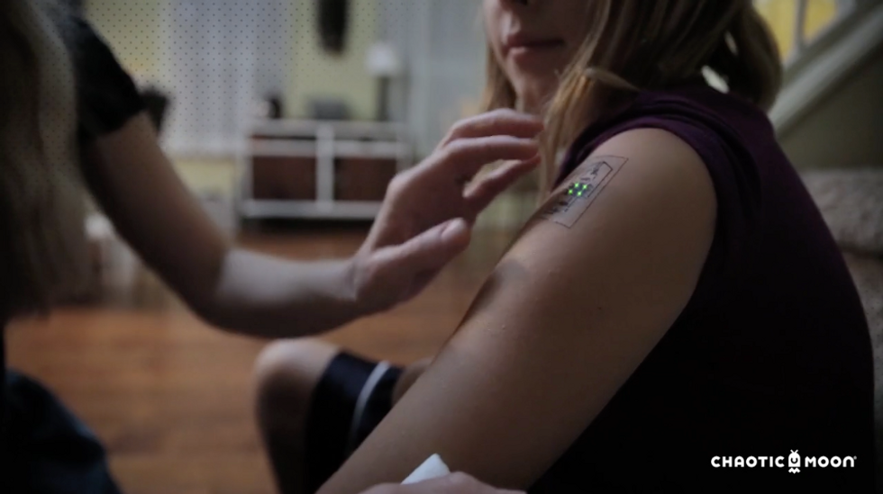 This All-in-One Health Monitor, Fitness Tracker, and Wallet Is Also a Tattoo