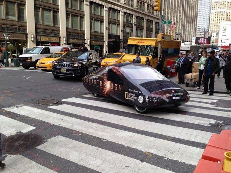Watch This Solar Car Take to the Streets of Manhattan