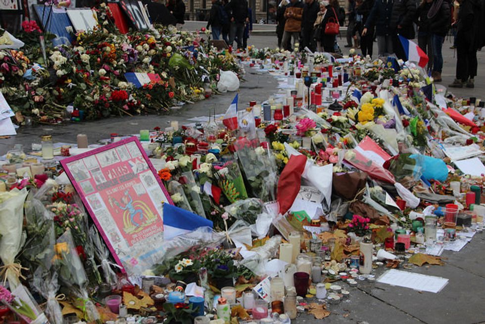 Archivists Are Preserving Moving Written Tributes to the Paris Attacks