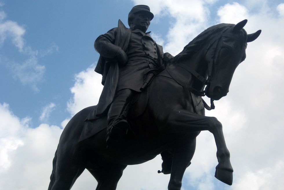 New Orleans City Council Votes to Remove Confederate Memorials