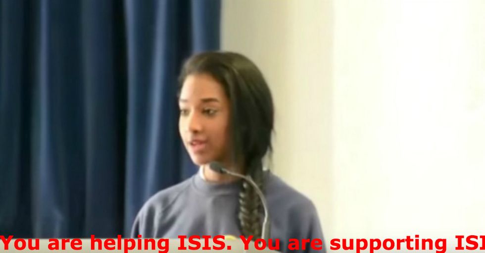 15-Year-Old Muslim Girl Dismantles Islamophobia in Less Than Five Minutes