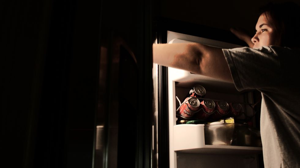 Could Cutting Out Late-Night Snacking Save Your Memory?