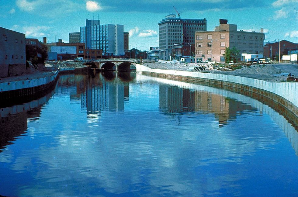 Michigan National Guard Finally Steps in to Help Flint During Its Water Crisis