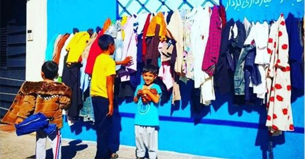 Iran Helps Its Poor Through ‘Kindness Walls’