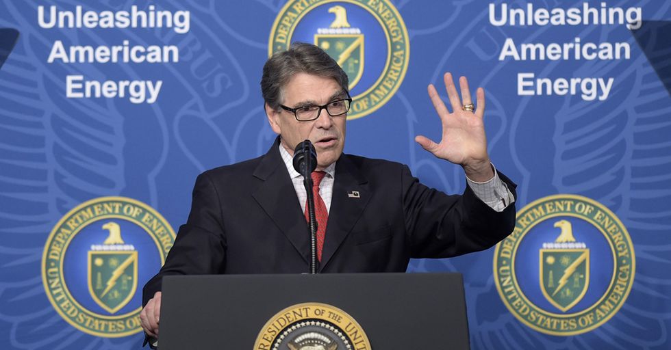 Rick Perry Fumbled The Most Basic Rule Of Economics During His ‘Lesson’ On A Coal Plant Visit