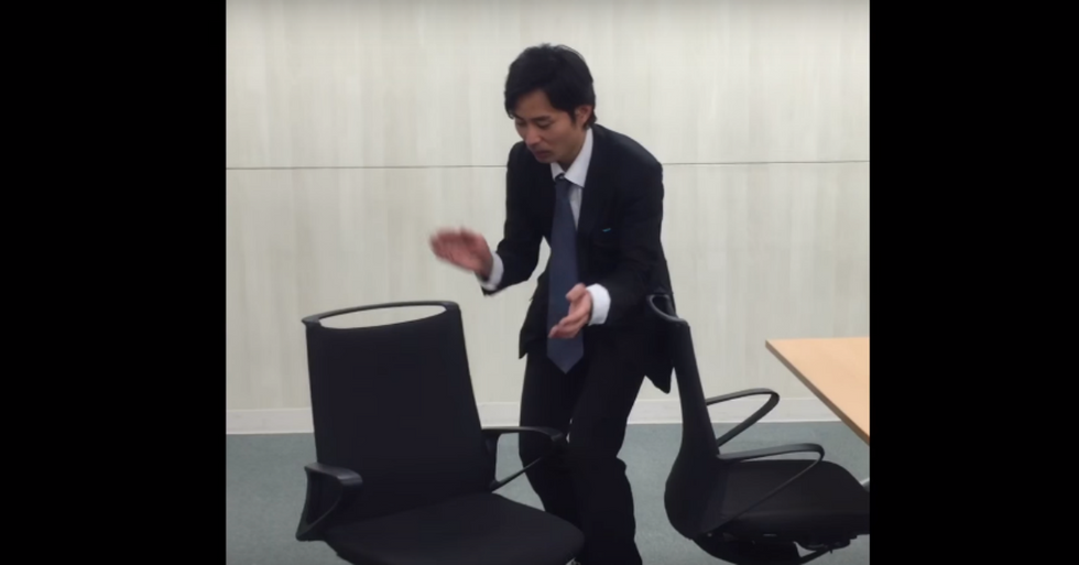 Japan Wows the World With the Self-Parking Chair