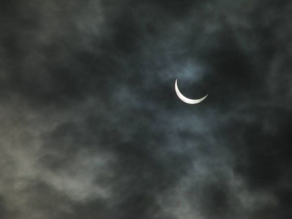 13 Awesome Solar Eclipse Photos - GOOD