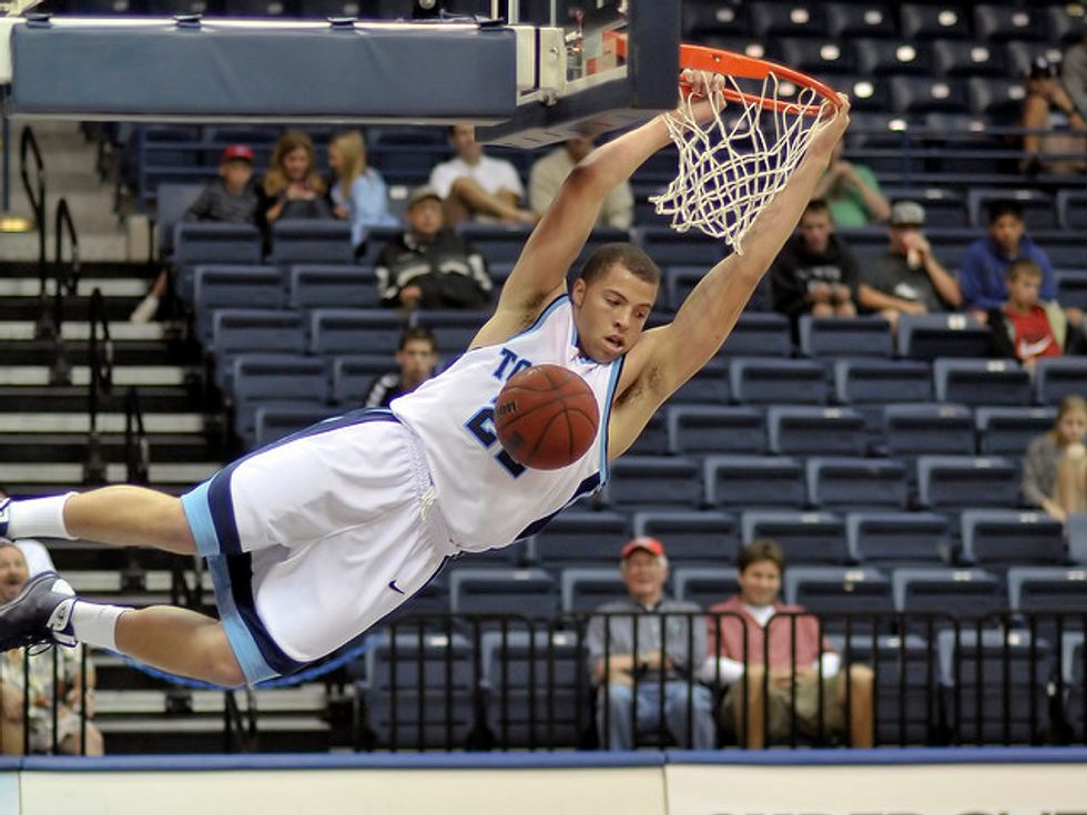 New App Lets College Hoops Fans Pay Their Favorite Players