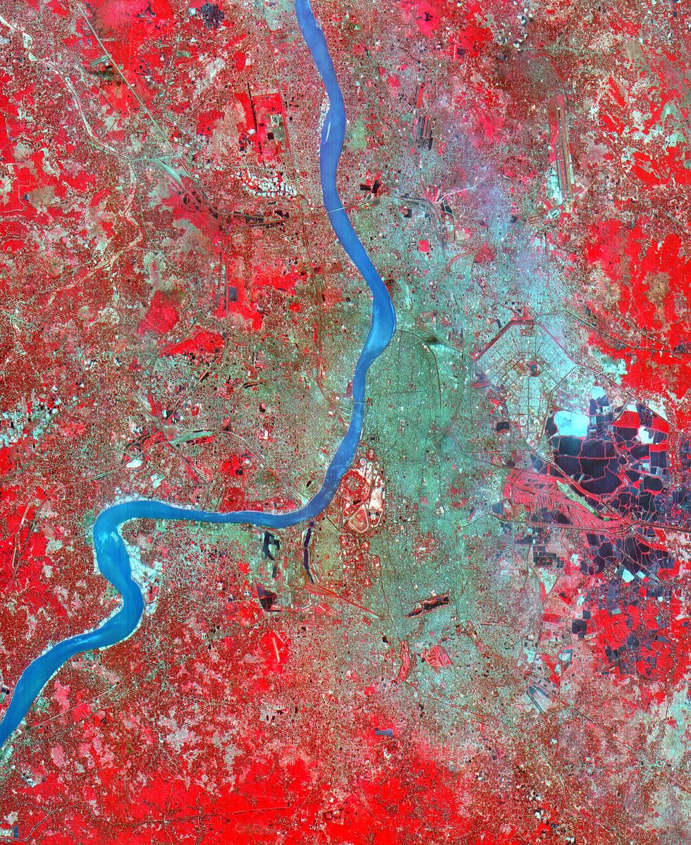 15 Amazing Satellite Images Taken By the ASTER Thermal Emission Camera