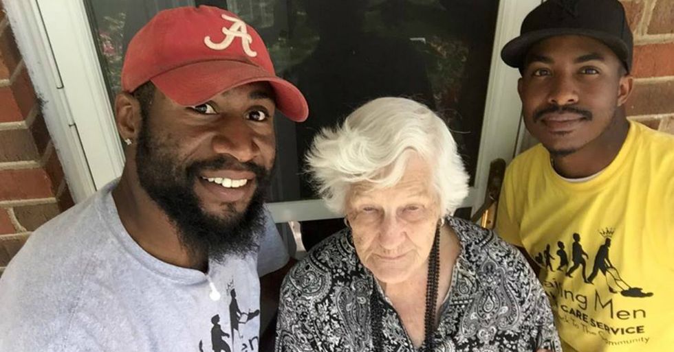College Student Starts A Free Lawn Service For The Elderly, Inspiring Others To Give Back