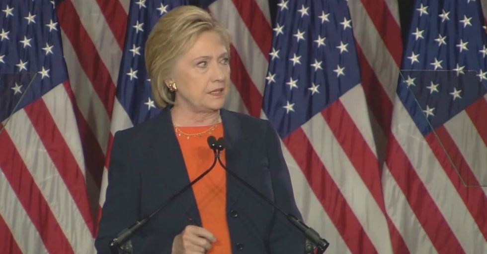 Hillary Clinton’s 12 Best Insults From Last Night’s Donald Trump Roast